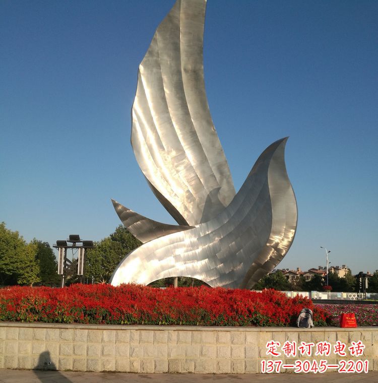 江西北戴河奥林匹克公园鸽子雕塑