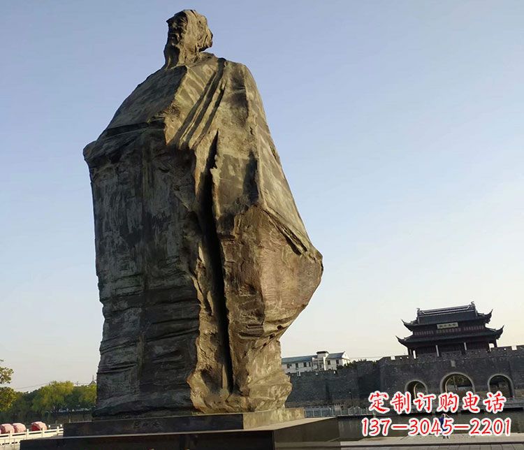江西北宋文学家范仲淹石雕
