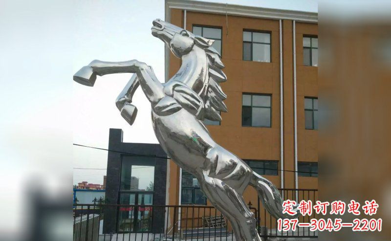 江西驰骋草原,唯美马雕