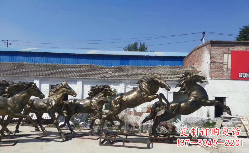江西奔腾马群铜雕