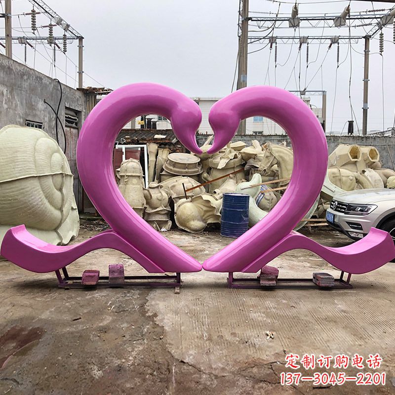 江西玻璃钢爱心天鹅,抽象情侣拍照美陈雕塑
