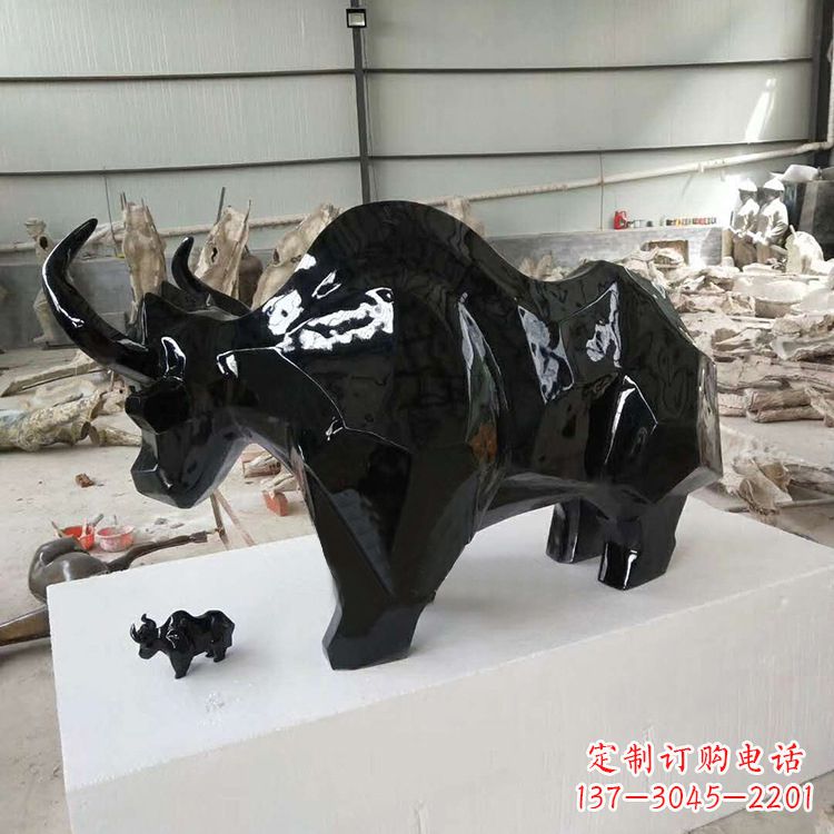 江西玻璃钢抽象动物牛雕塑工艺品景观摆件
