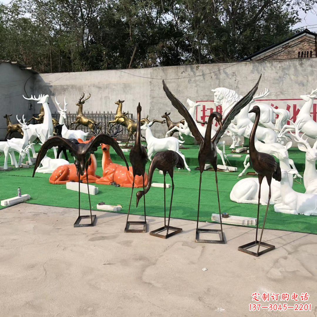 江西仙鹤玻璃钢雕塑精致美丽的艺术品