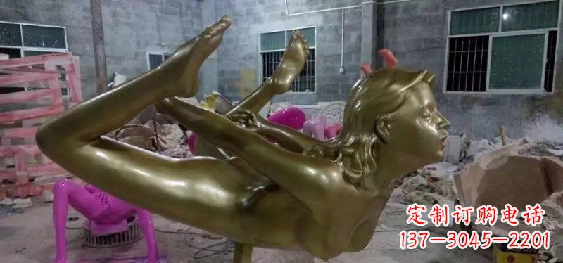 江西玻璃钢仿铜雕刻的女人雕塑