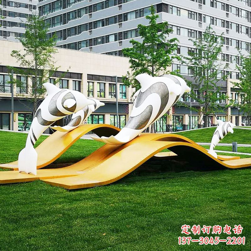 江西玻璃钢海豚景观雕塑-城市园林创意动物景观雕塑
