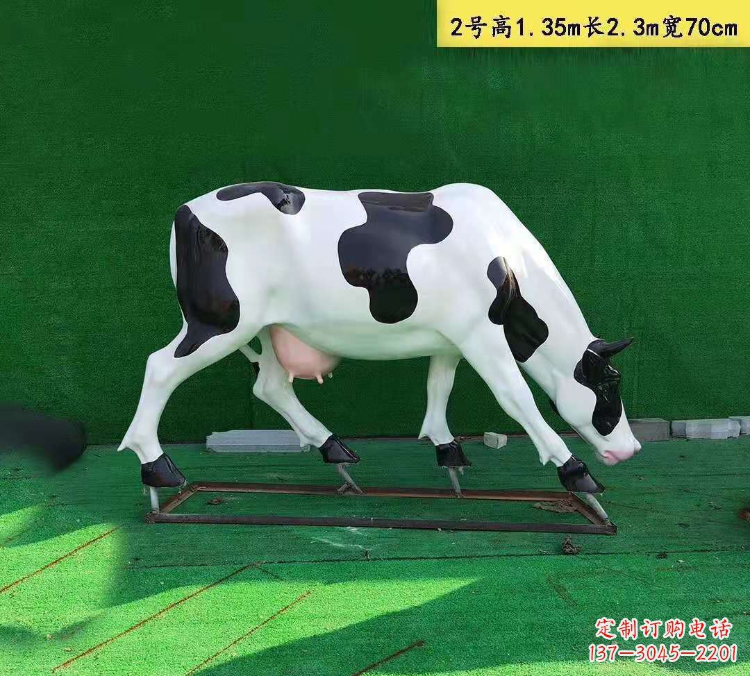 江西玻璃钢花牛雕塑园林农场动物雕塑