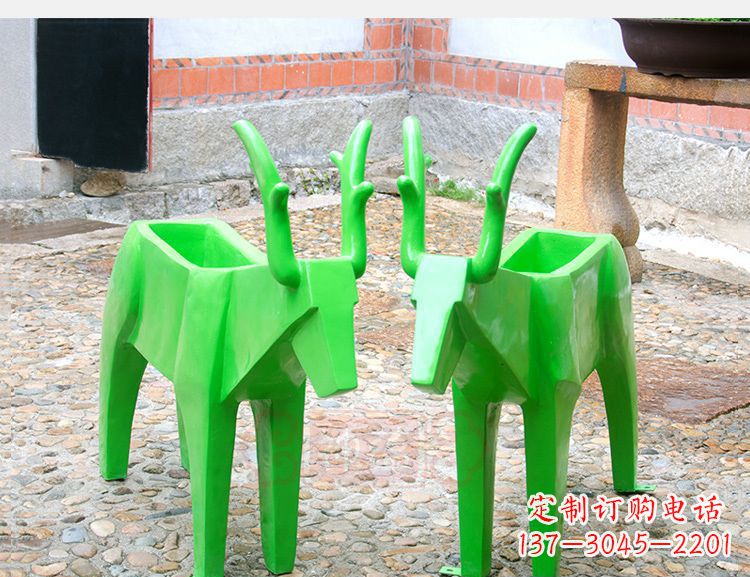 江西玻璃钢几何花盆雕塑——给动物们一个温暖的家