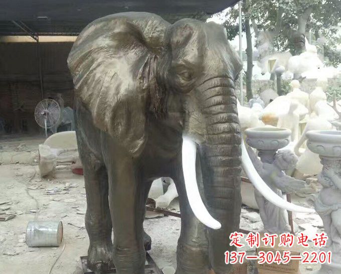 江西玻璃钢门口大象雕塑