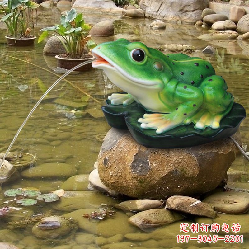 江西玻璃钢喷水青蛙公园水景动物雕塑摆件