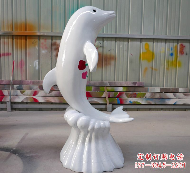 江西玻璃钢戏水海豚景观标识