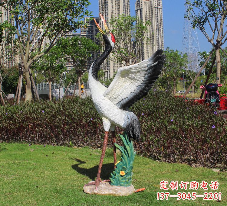 江西仙鹤雕塑玻璃钢的艺术之美