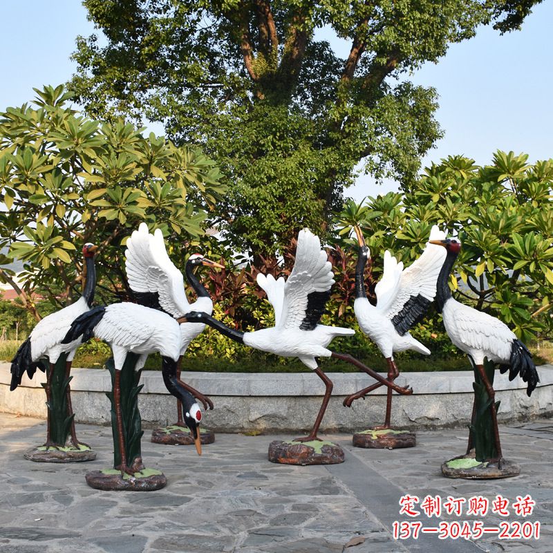 江西玻璃钢写实仙鹤雕塑