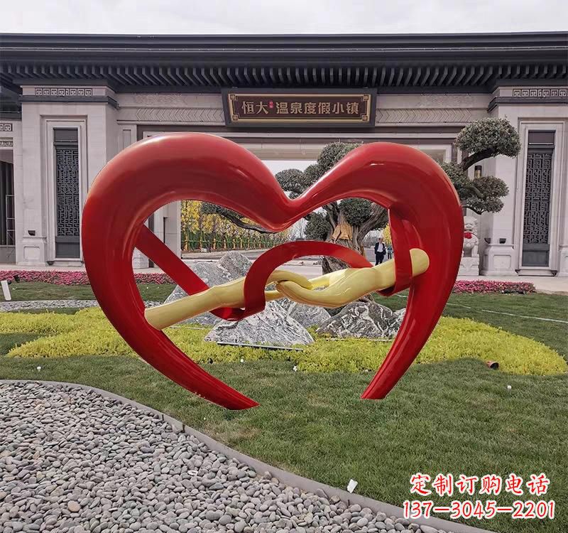 江西不锈钢爱心字母雕塑——传递爱的艺术美学
