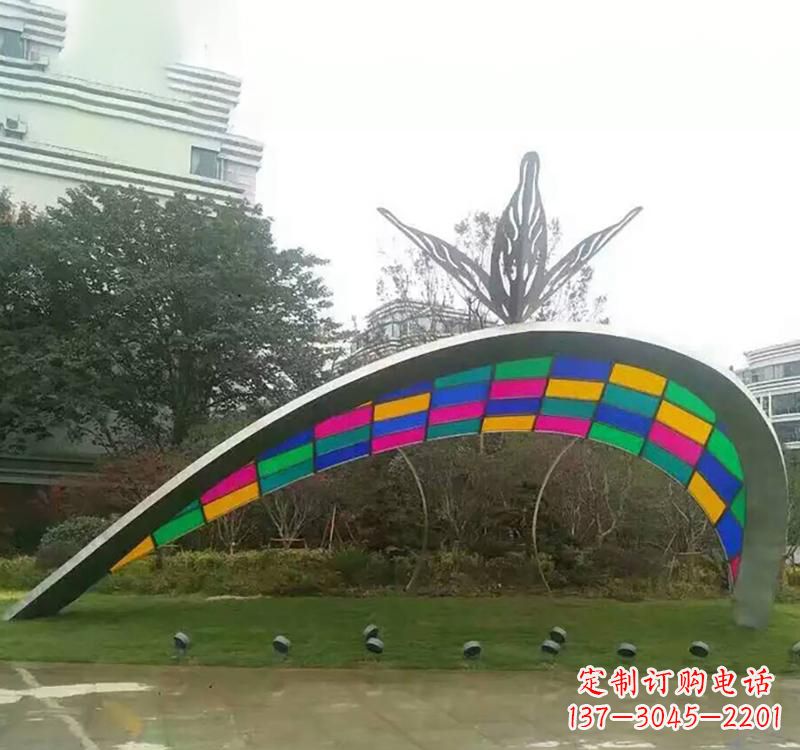 江西不锈钢彩色拼接拱门雕塑