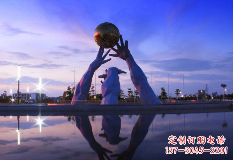 江西不锈钢城市手托地球雕塑