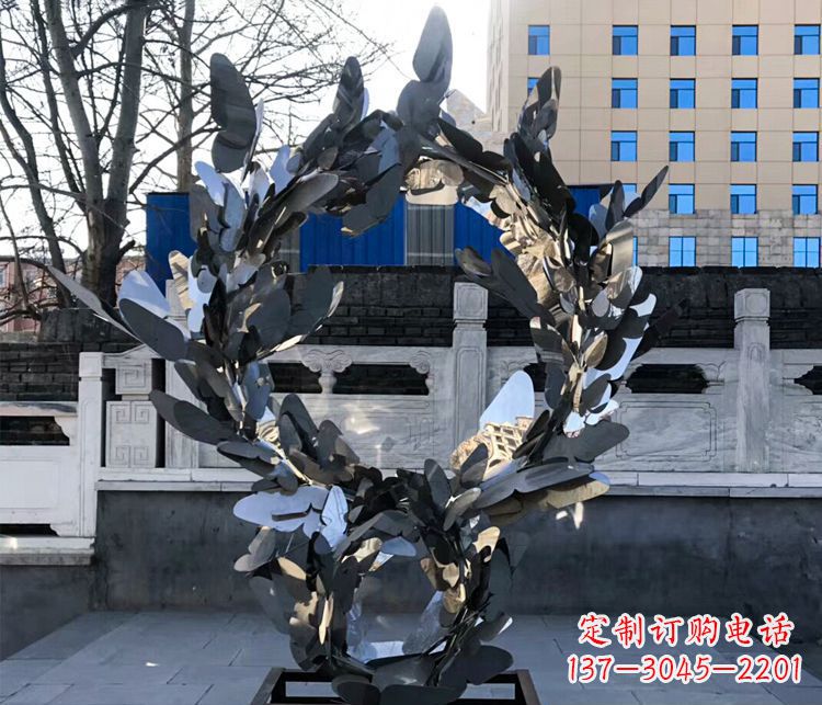 江西不锈钢抽象蝴蝶花环景观雕塑