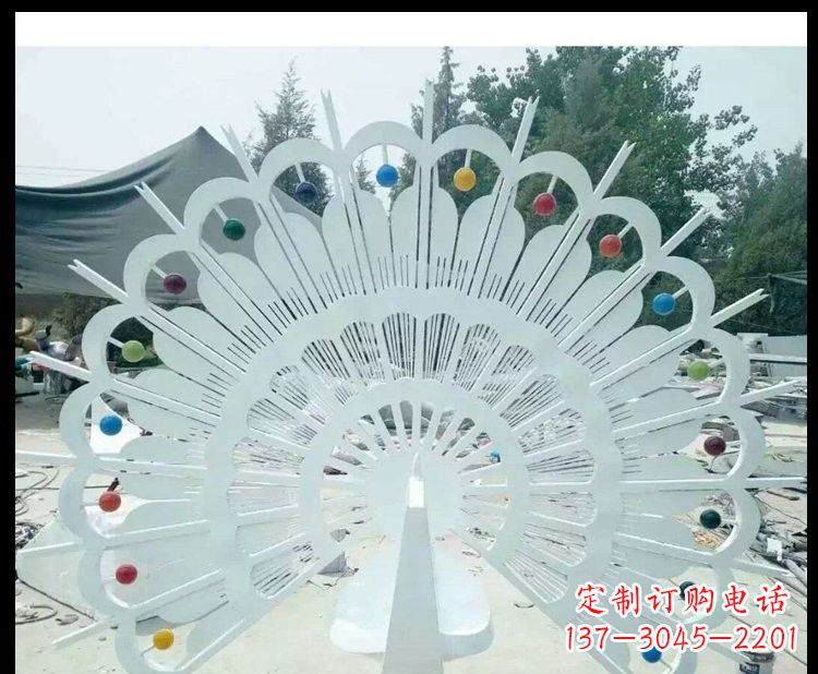 江西不锈钢抽象开屏孔雀雕塑