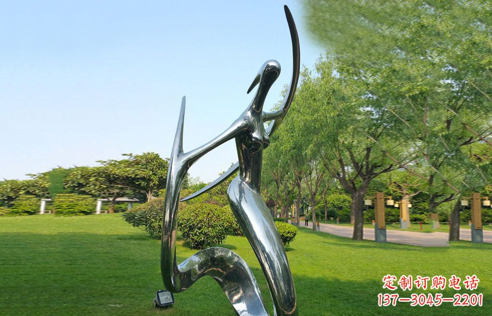 江西不锈钢抽象美女公园雕塑