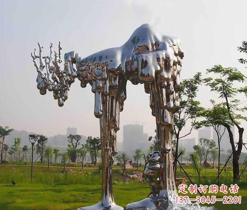 江西不锈钢抽象人物和拱门雕塑