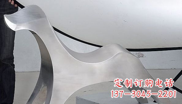 江西不锈钢抽象小狗动物雕塑