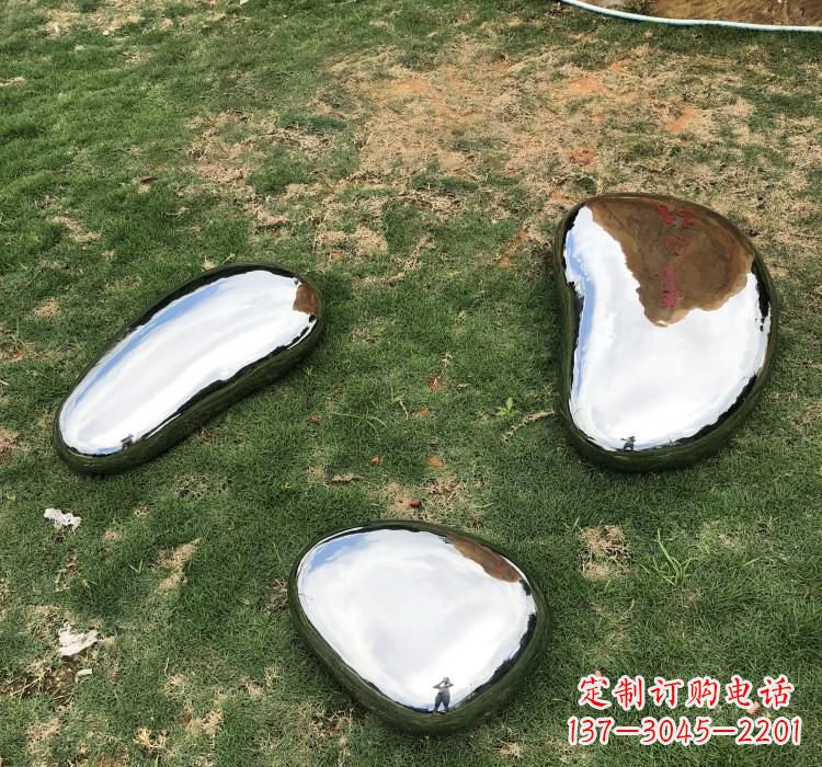 江西不锈钢抽象艺术鹅卵石雕塑