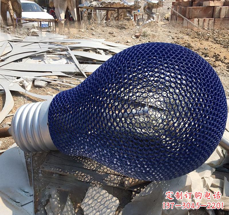 江西不锈钢灯泡雕塑22