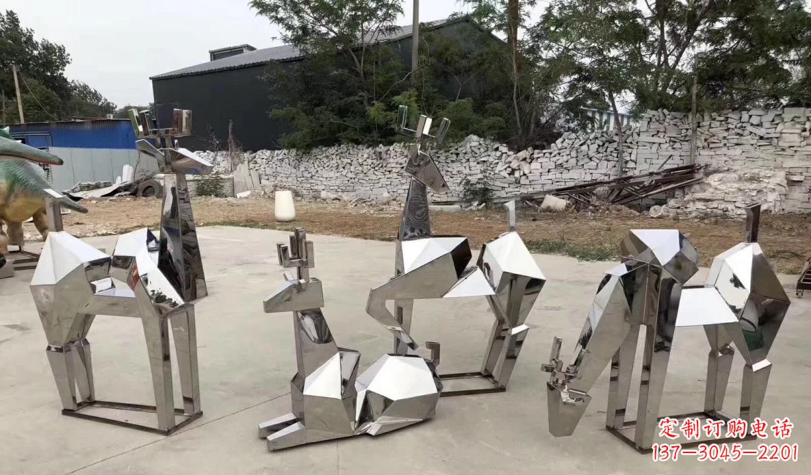 江西不锈钢电镀景观梅花鹿雕塑