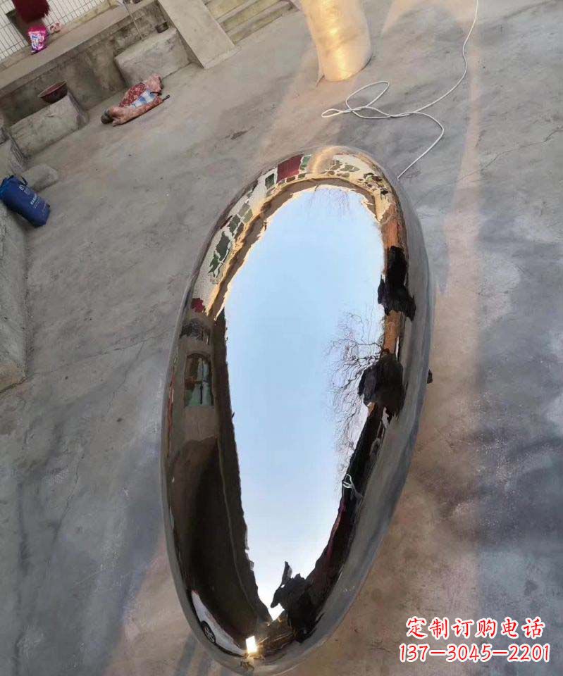江西不锈钢电镀水滴造型雕塑