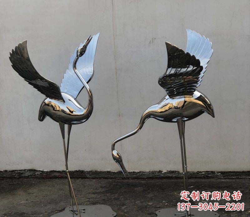 江西不锈钢锻造仙鹤雕塑精美的艺术品