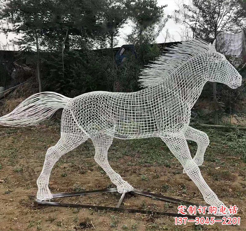 江西不锈钢公园镂空奔马雕塑——给城市带来动感