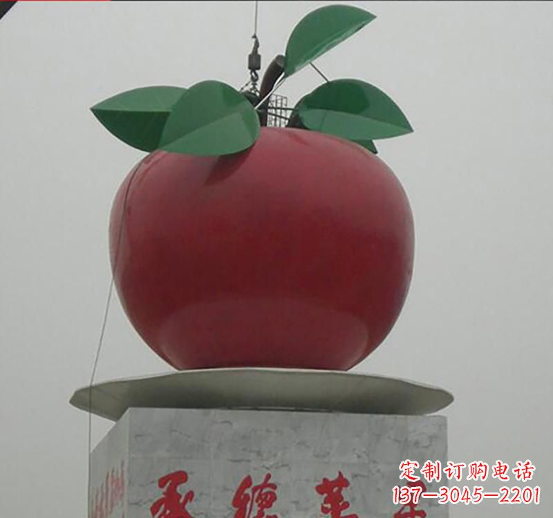 江西不锈钢广场大型苹果雕塑
