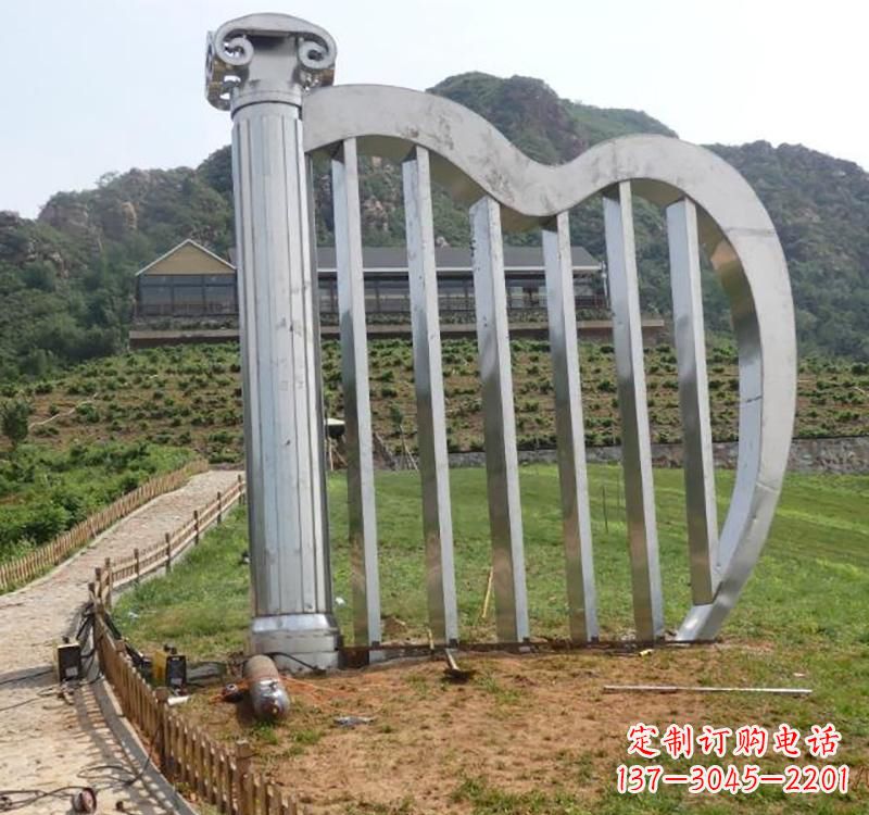 江西不锈钢竖琴雕塑——雕塑艺术的精粹