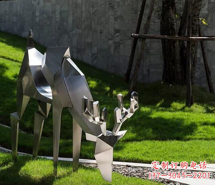 江西不锈钢几何动物雕塑——点缀鹿公园美景