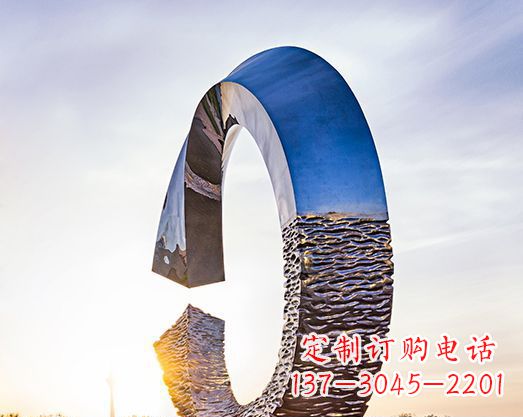 江西不锈钢景观圆环雕塑环绕自然之美