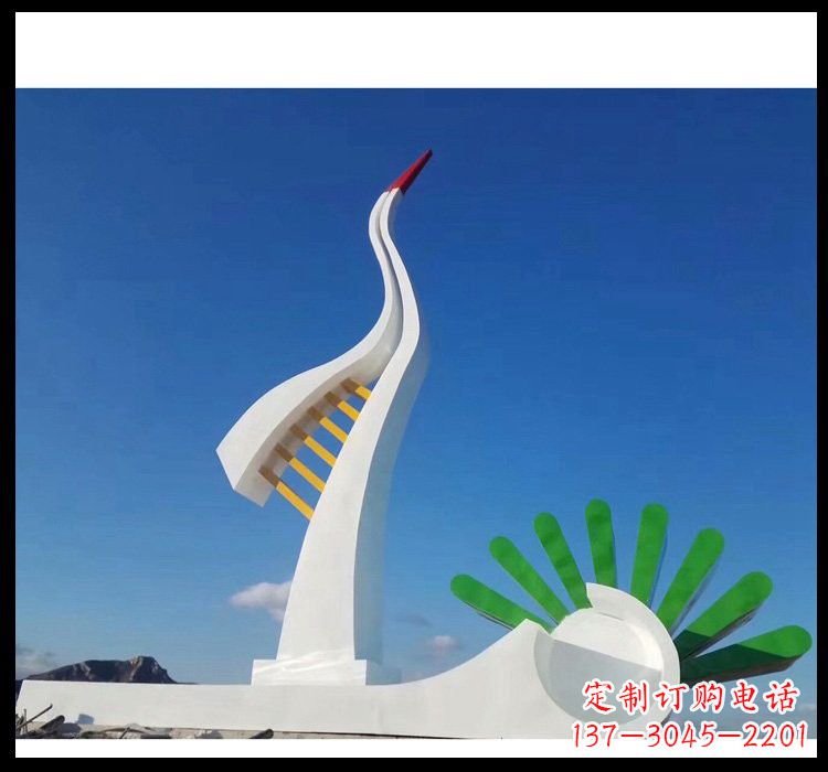 江西不锈钢松树雕塑,美轮美奂