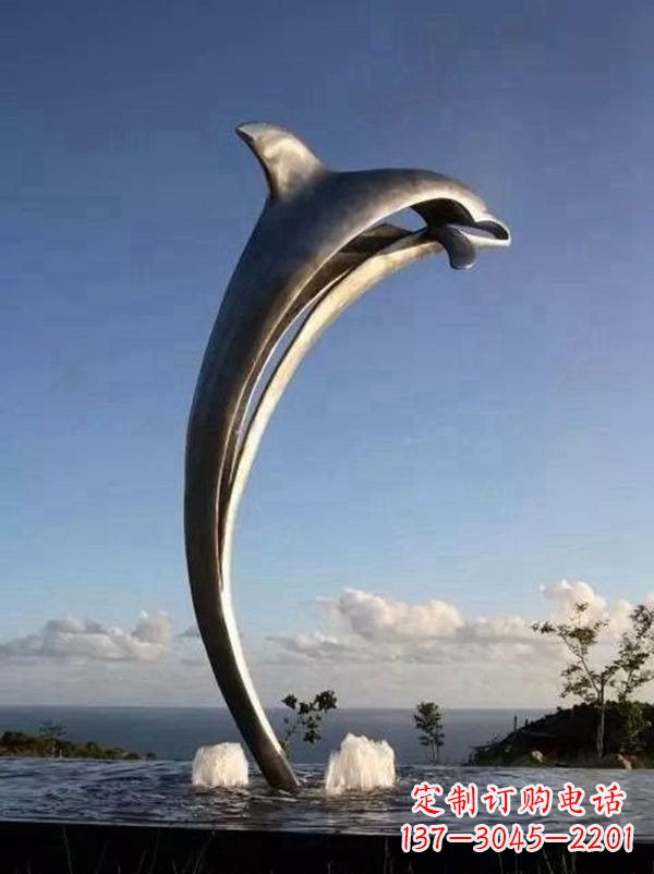 江西不锈钢海豚雕塑让游客流连忘返