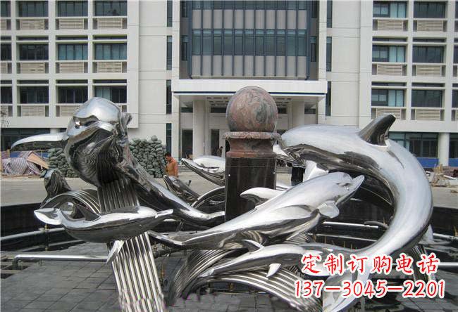 江西海豚雕塑融合浪漫和优雅