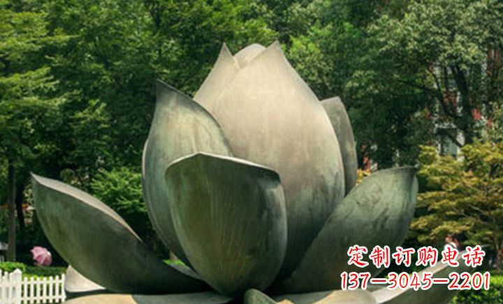 江西不锈钢莲花公园精美的雕塑装点