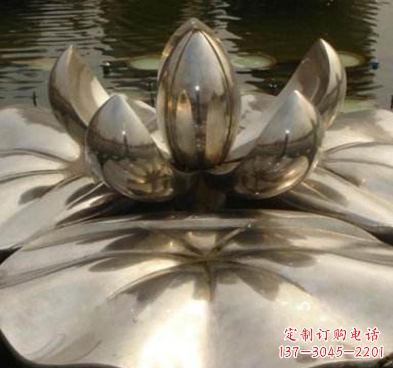 江西不锈钢莲花喷泉雕塑艺术结合新技术