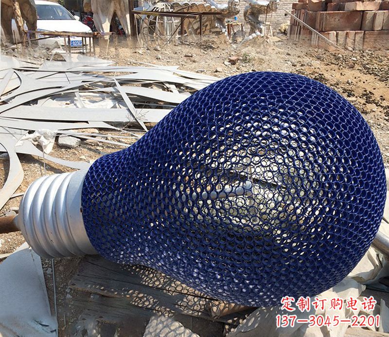 江西不锈钢镂空灯泡雕塑精美灯光装置