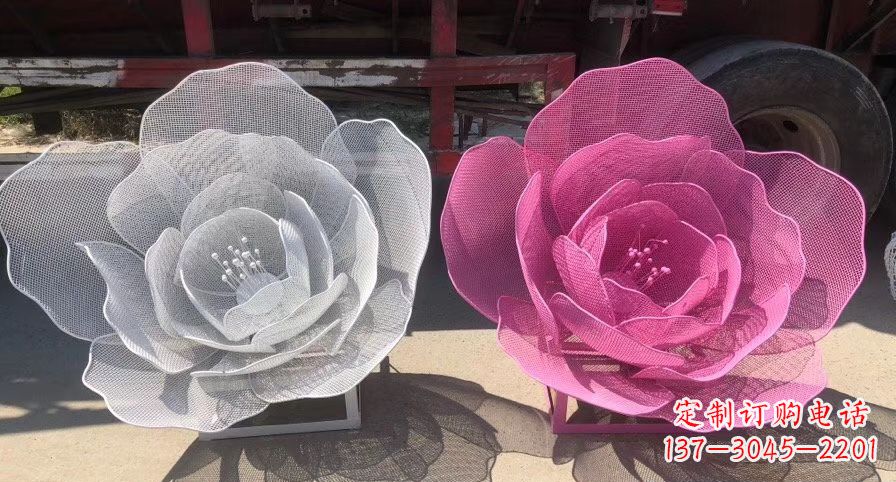 江西不锈钢荷花雕塑，给公园带来优雅美景
