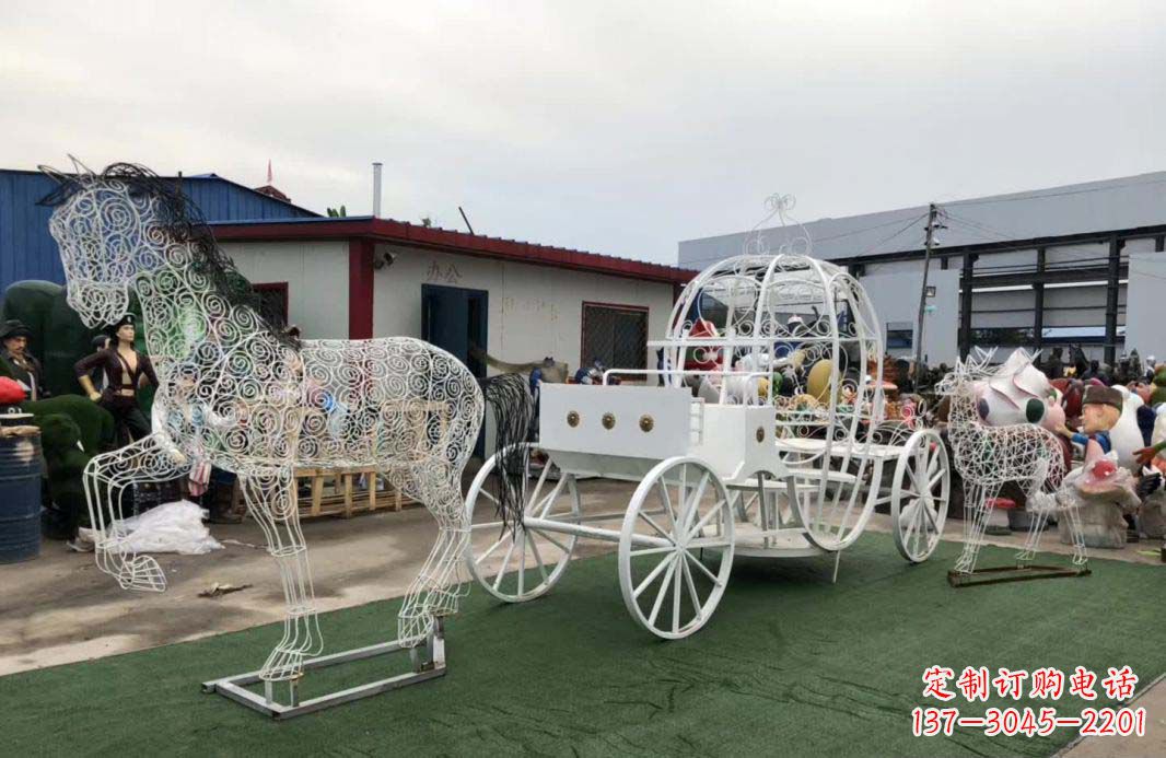 江西不锈钢镂空欧式马车雕塑精美造型点缀空间