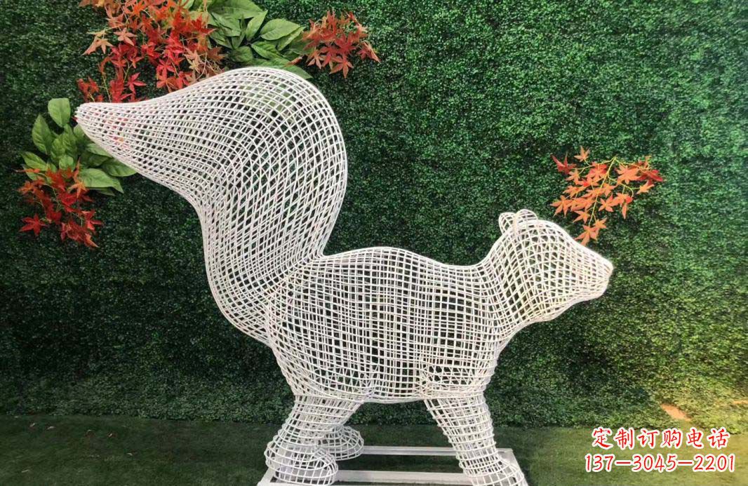 江西不锈钢松鼠雕塑艺术与精美结合