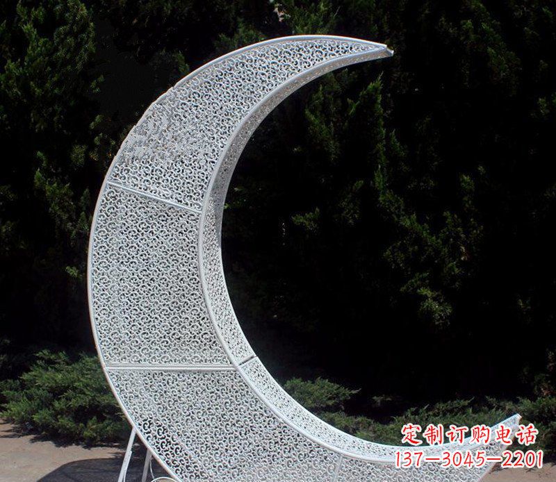 江西不锈钢镂空月亮公园雕塑浪漫而又神奇