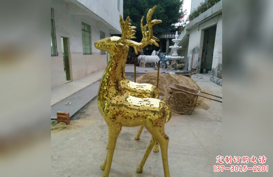 江西不锈钢鹿公园的动物雕塑