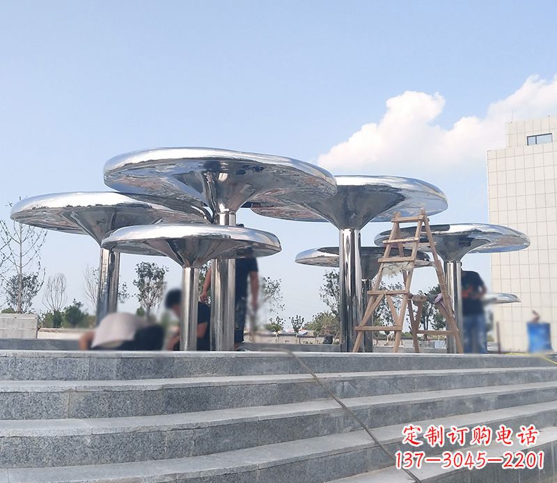 江西艺术精美的不锈钢蘑菇公园雕塑