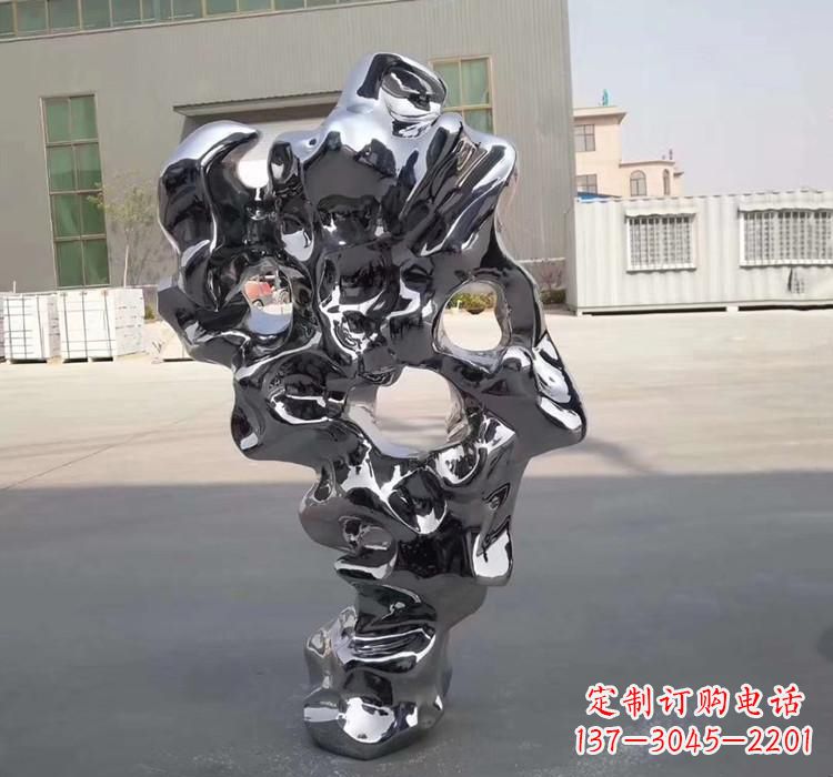 江西太湖石雕塑精美的艺术瑰宝