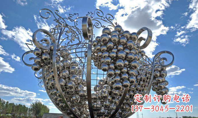 江西不锈钢葡萄雕塑精致美观、经久耐用