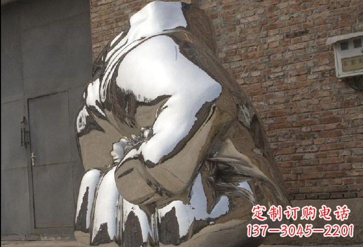 江西不锈钢拳头雕塑给人以力量的象征