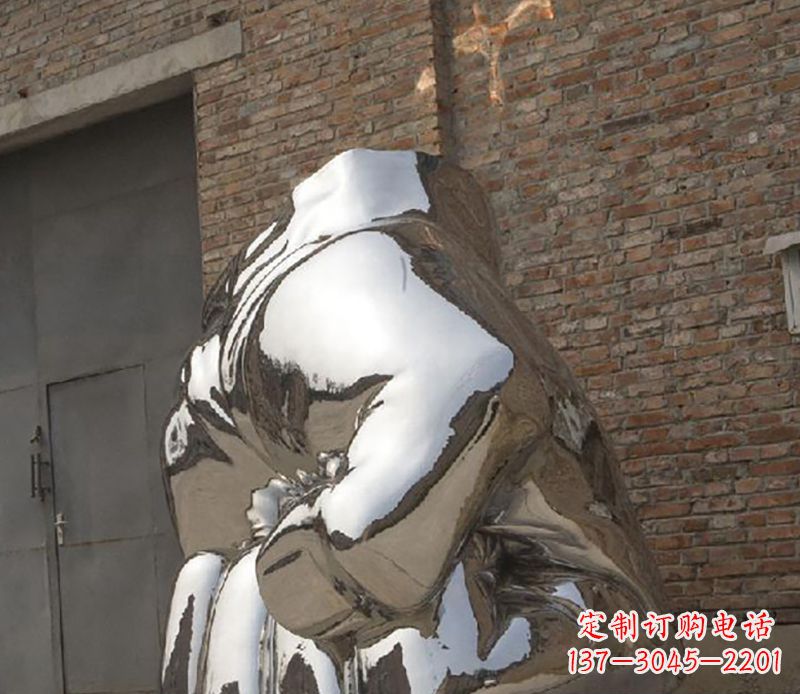 江西不锈钢拳头雕塑